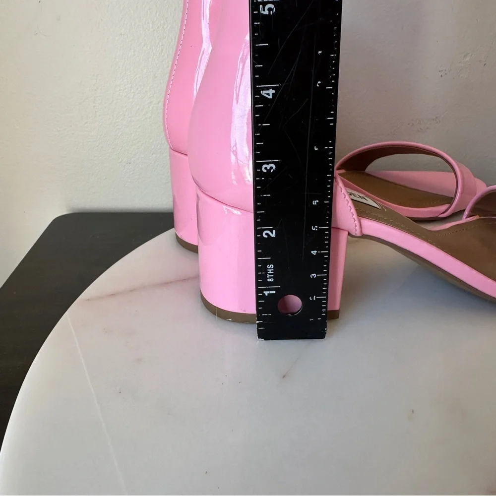 Steve Madden Irenee Strappy Sandals in Light Pink block heel 7.5